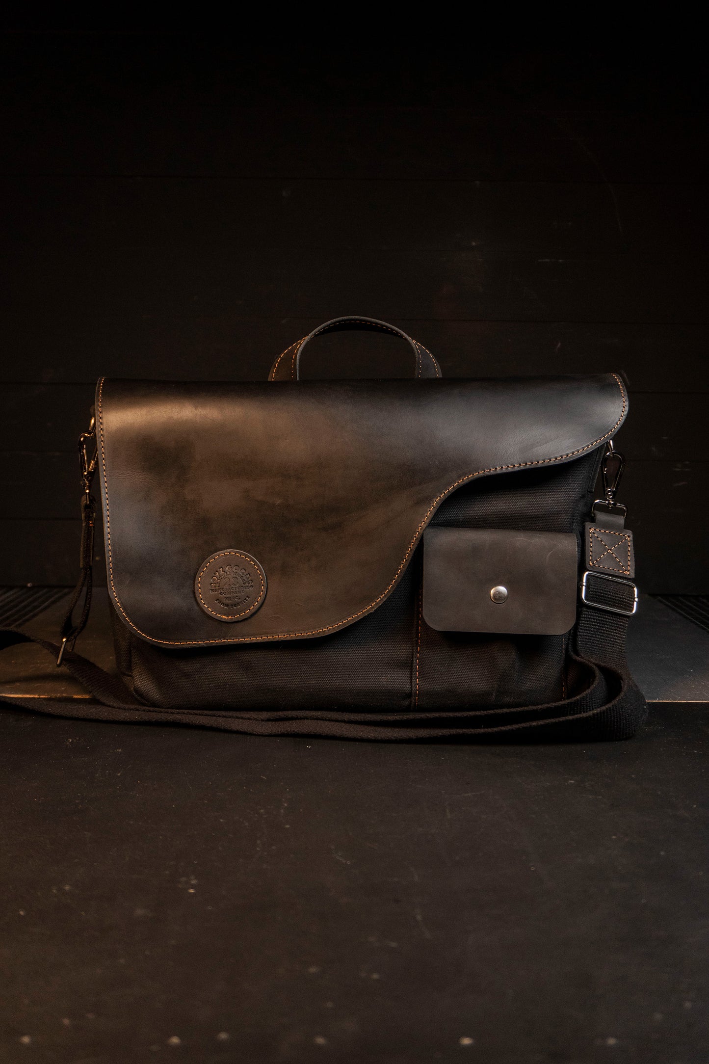 POSTMAN BAG