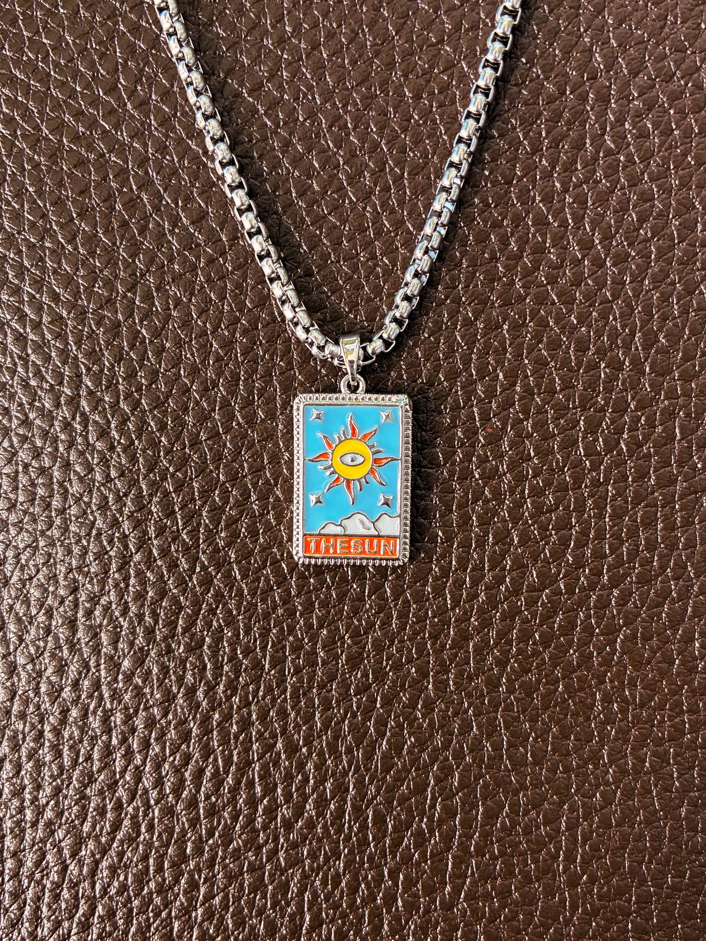 THE SUN KOLYE SILVER
