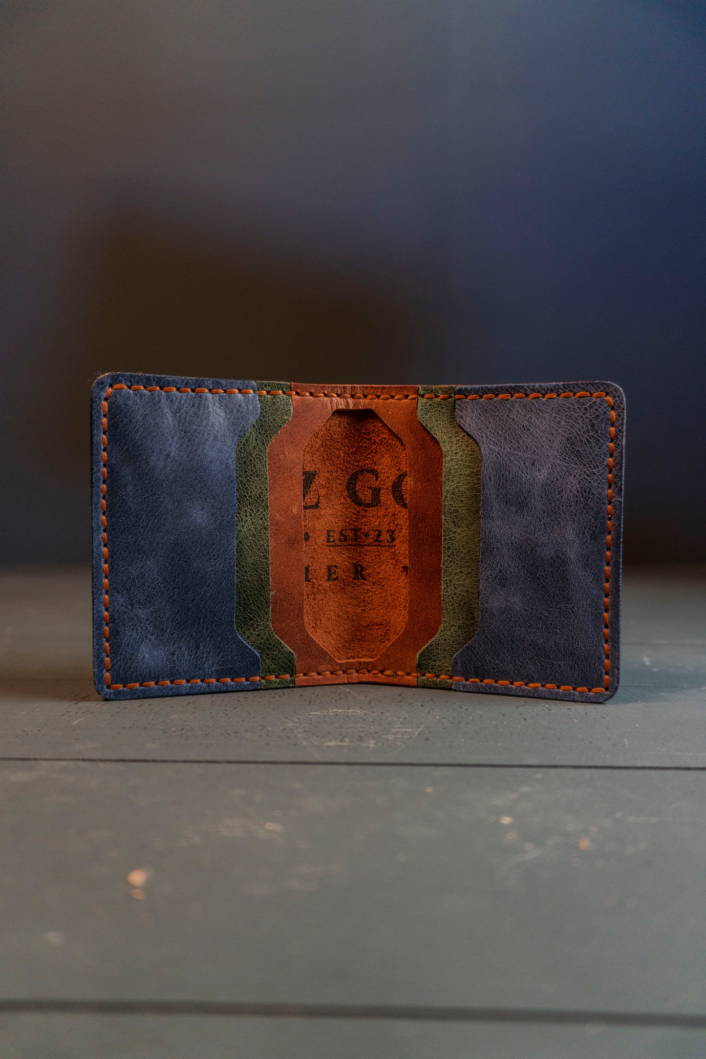 Bifold Ocean